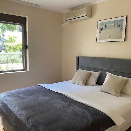 Dolce Vita Apartment Sveti Vlas Esterno foto