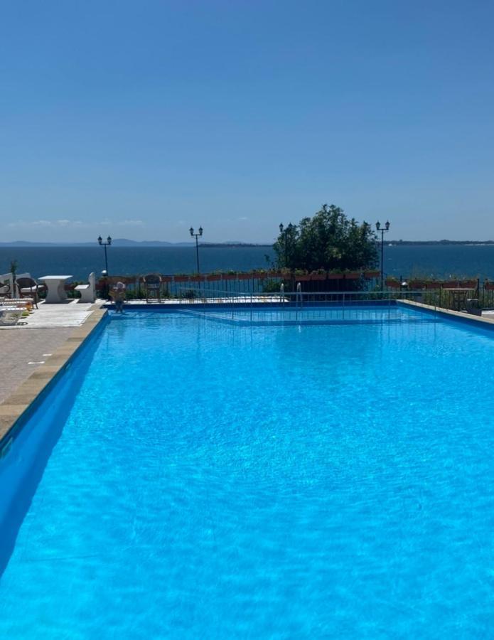 Dolce Vita Apartment Sveti Vlas Esterno foto